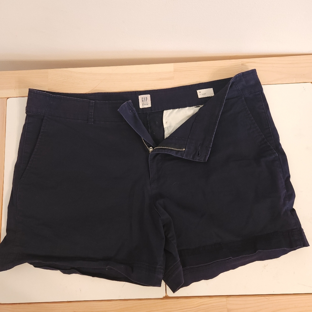 GAP Women's Navy Shorts
